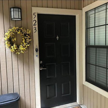 Lovely 1-Bedroom Rental Space With Free Parking Charlotte Exterior foto